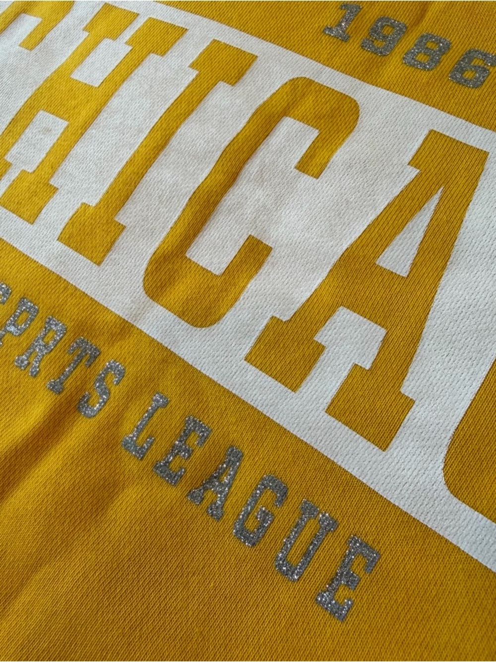 H&M Chicago 1986 Sports League Yellow Sweatshirt - Kids Size 12/14 - Picture 5 of 6